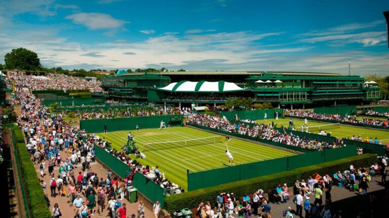 Carlos Alcarcas Erkekler kategorisinde yaklaşan “Wimbledon” un favorileri seçildi