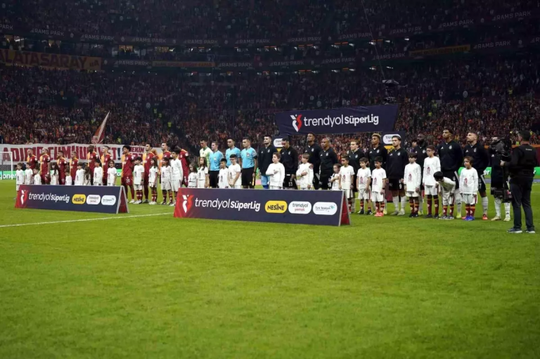 Beşiktaş Galatasaray Derbi Canlı İzle, Şifresiz Taraftarium24 İzle: 29 Mart 2025 Maç Rehberi