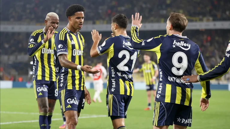 Fenerbahçe – Stuttgart Maçı 2025: Kadıköy’de Heyecan Dorukta! İlk 11’ler, Biletler, Haberler ve Bahis İpuçları